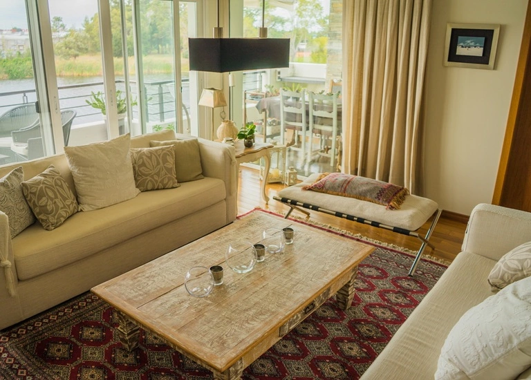 Spacious 3 BHK Flat in Sector 14